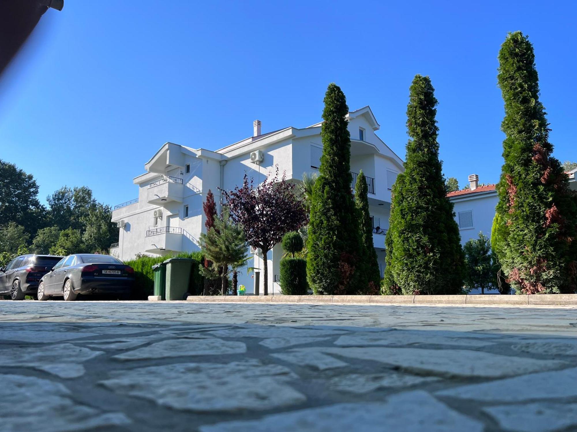 Residence Leora Ulcinj Extérieur photo