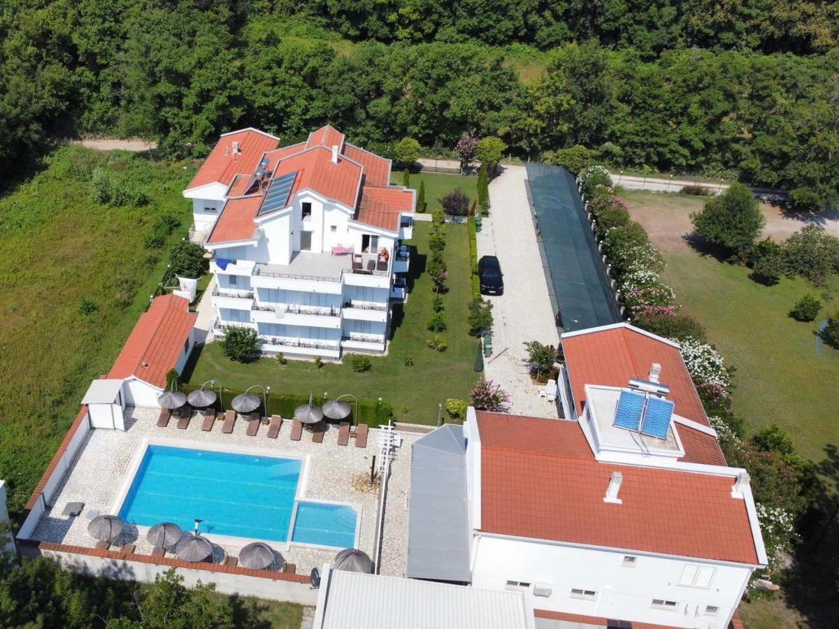 Residence Leora Ulcinj Extérieur photo