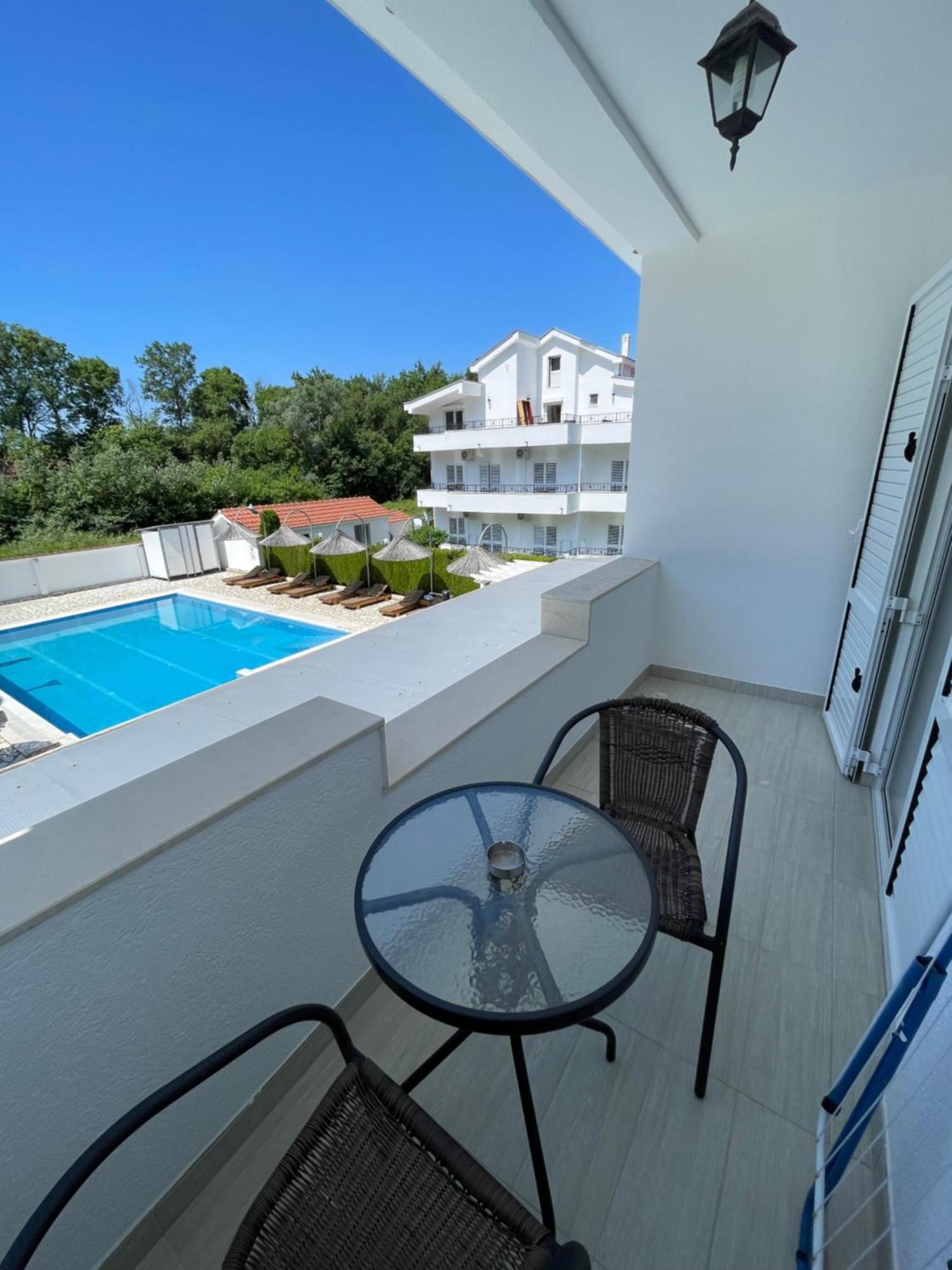 Residence Leora Ulcinj Extérieur photo